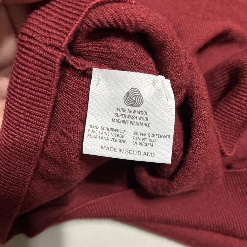 Vintage Pringle of Scotland 100% New Wool Burgundy Pullover Sweater Size 48